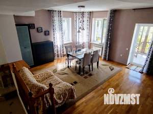 Дом 260м², 2-этажный, участок 6 сот.