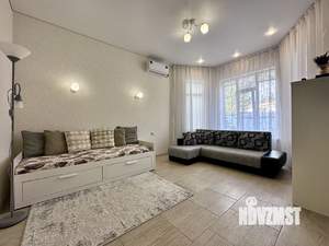 Дом 140м², 2-этажный, участок 6 сот.