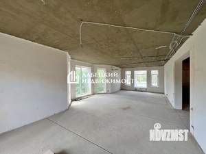 Дом 350м², 3-этажный, участок 10 сот.