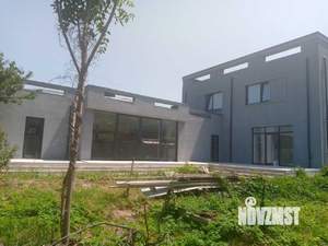 Дом 680м², 2-этажный, участок 10 сот.