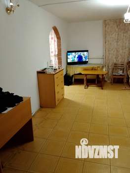 Дом 260м², 3-этажный, участок 6 сот.