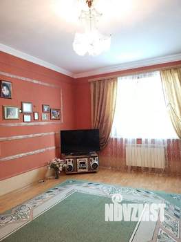 Дом 373м², 2-этажный, участок 6 сот.