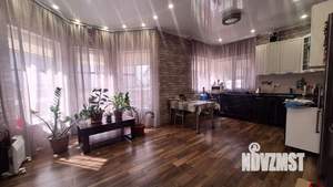 Дом 99м², 2-этажный, участок 4 сот.