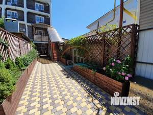 Дом 760м², 4-этажный, участок 4 сот.