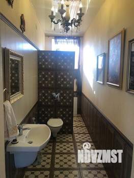 Дом 290м², 3-этажный, участок 8 сот.