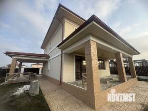 Коттедж 215м², 2-этажный, участок 6 сот.