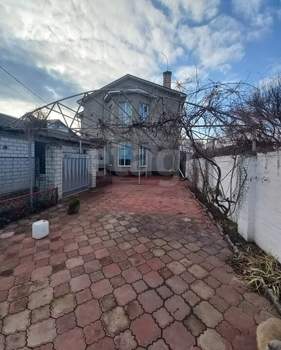 Дом 180м², 2-этажный, участок 4 сот.