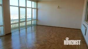 Таунхаус 712м², 3-этажный, участок 5 сот.