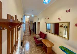 Дом 556м², 3-этажный, участок 6 сот.