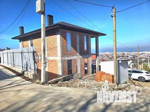 Дом 226м², 2-этажный, участок 10 сот.