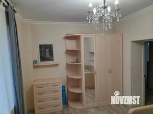 Дом 180м², 2-этажный, участок 8 сот.