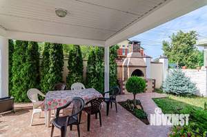 Дом 342м², 2-этажный, участок 9 сот.