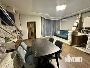 Дом 98м², 2-этажный, участок 4 сот.