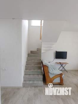 Дом 107м², 2-этажный, участок 3 сот.