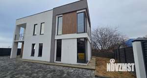 Дом 209м², 2-этажный, участок 3 сот.