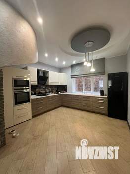 Дом 400м², 2-этажный, участок 4 сот.