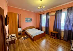 Дом 556м², 3-этажный, участок 6 сот.