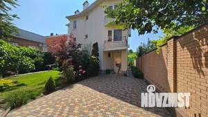 Дом 234м², 2-этажный, участок 6 сот.