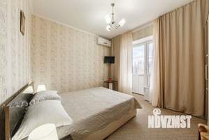 Дом 1000м², 2-этажный, участок 7 сот.