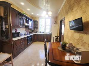 Дом 170м², 2-этажный, участок 4 сот.