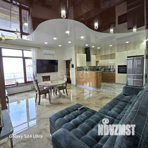 Дом 204м², 1-этажный, участок 7 сот.