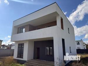 Дом 180м², 2-этажный, участок 5 сот.