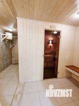 Дом 200м², 3-этажный, участок 5 сот.