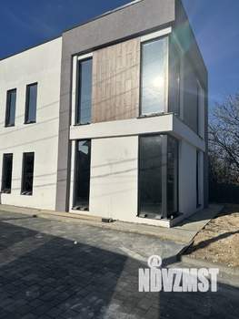 Дом 209м², 3-этажный, участок 3 сот.