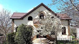 Дом 150м², 3-этажный, участок 6 сот.