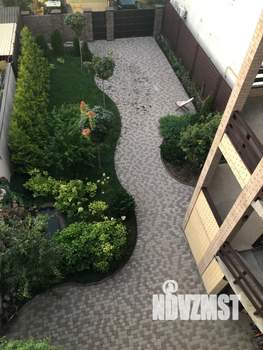 Дом 214м², 4-этажный, участок 4 сот.