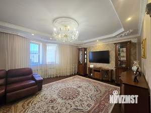 Дом 304м², 2-этажный, участок 6 сот.