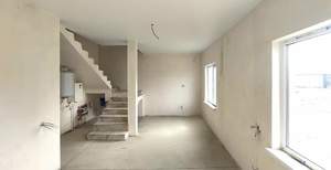 Дом 84м², 2-этажный, участок 4 сот.