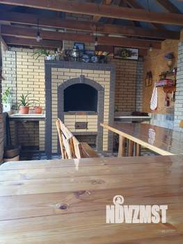 Дом 560м², 3-этажный, участок 6 сот.