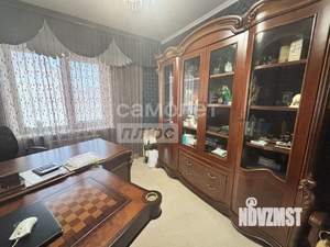 Дом 300м², 2-этажный, участок 10 сот.