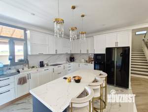 Дом 250м², 2-этажный, участок 6 сот.