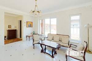 Дом 216м², 1-этажный, участок 9 сот.