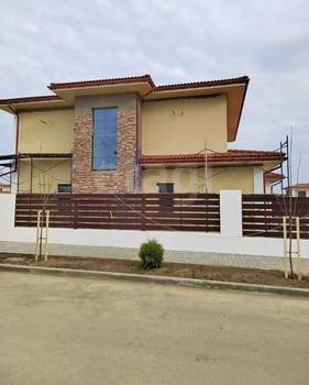 Дом 175м², 2-этажный, участок 6 сот.