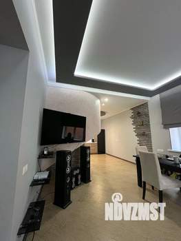 Дом 400м², 2-этажный, участок 4 сот.