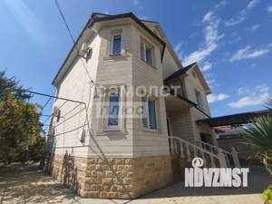 Дом 260м², 2-этажный, участок 6 сот.