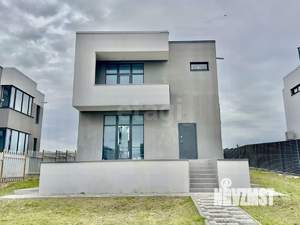 Дом 208м², 2-этажный, участок 7 сот.