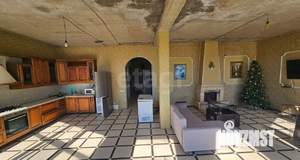 Дом 220м², 1-этажный, участок 8 сот.