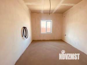 Дом 93м², 2-этажный, участок 4 сот.