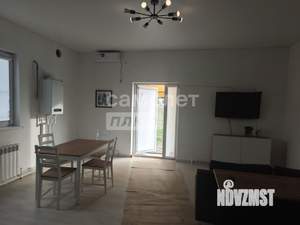 Дом 168м², 1-этажный, участок 7 сот.