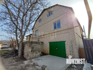 Дом 198м², 2-этажный, участок 4 сот.