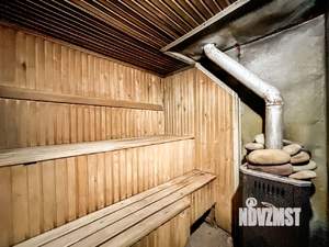 Дом 305м², 3-этажный, участок 8 сот.