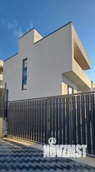 Дом 194м², 3-этажный, участок 3 сот.