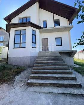 Дом 233м², 2-этажный, участок 5 сот.