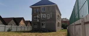 Дом 700м², 3-этажный, участок 10 сот.