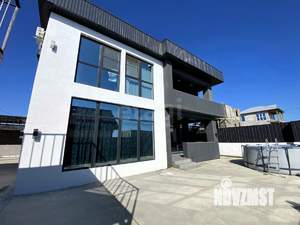 Дом 360м², 2-этажный, участок 6 сот.