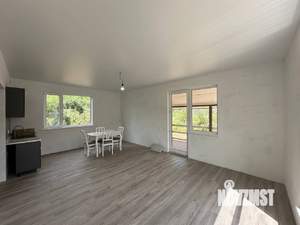 Дом 144м², 2-этажный, участок 6 сот.